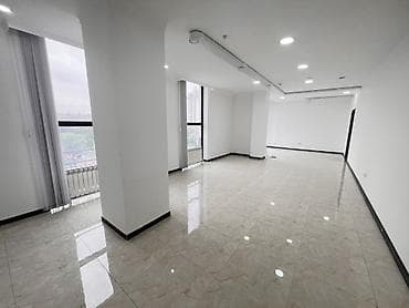 аренда места в бишкеке: Аренда офисов, 200 м², В бизнес центре, С видом на горы, 1 линия, С отдельной кухней — 4