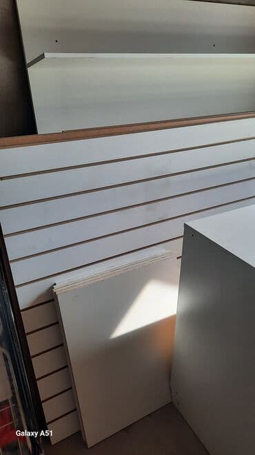 документ сканеры для проекторов презентеры: Белые панели с пазами, которые можно использовать для создания — 1