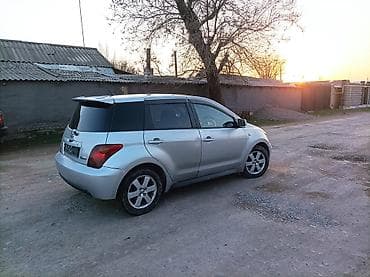 leksus nx: Toyota Ist: 2003 г., 1.5 л, Автомат, Газ, Хэтчбэк — 3