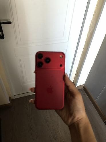 galaxy s10: IPhone 17 Pro, Б/у, 256 ГБ, Красный, Наушники, Зарядное устройство, Защитное стекло, 99 % — 1