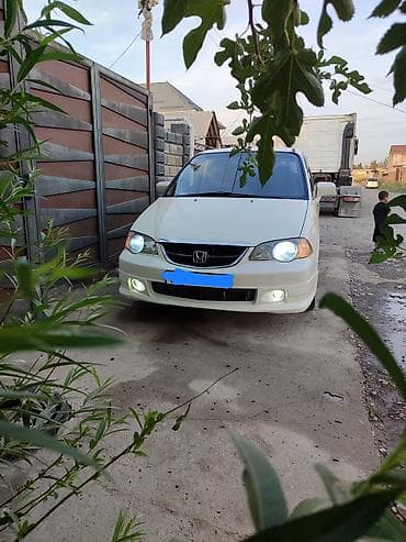 Honda Odyssey: 2002 г., 2.3 л, Автомат, Бензин, Минивэн at lalafo.kg Honda Odyssey: 2002 г., 2.3 л, Автомат, Бензин, Минивэн