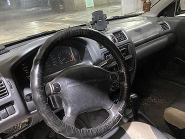 люки крыши: Mazda 323: 1997 г., 1.5 л, Автомат, Бензин, Седан — 3