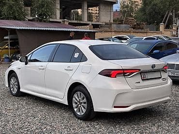 byd e7: Toyota Corolla: 2021 г., 1.8 л, Автомат, Гибрид, Седан — 6