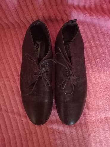 обувь больших размеров бишкек: Продаю кожаные полуботинки деми. Брали в магазине "Лион". Размер 43. В — 3