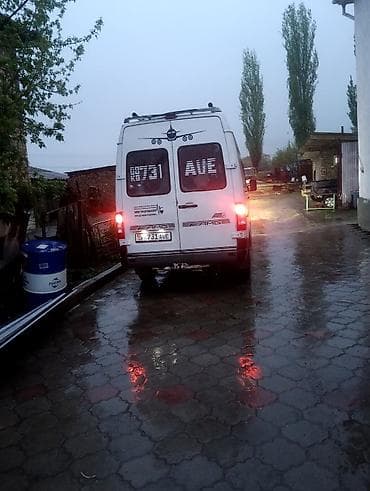 ланд крусер 200: Mercedes-Benz Sprinter — пассажирский/грузопассажирский фургон — 2