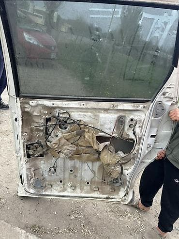 пульт управления компьютером: Дверь Задняя правая Toyota, Б/у, Оригинал — 2