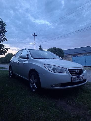 бюджетные авто: Hyundai Elantra: 2010 г., 1.6 л, Механика, Бензин, Седан — 2