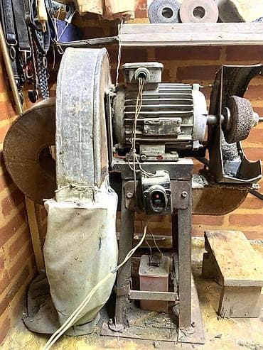 киос: Готовый бизнес! Продается киоск по ремонту обуви с полным — 5