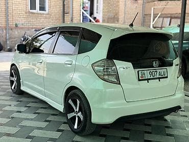мини купер машина: Honda Fit: 2008 г., 1.5 л, Автомат, Бензин, Хэтчбэк — 3