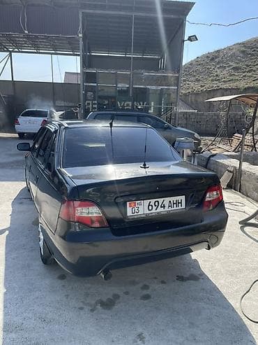 машина маз: Daewoo Nexia: 2010 г., Седан — 2