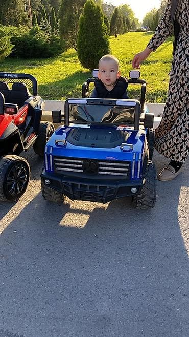 автомат детский: Детский электрокар, Б/у — 1