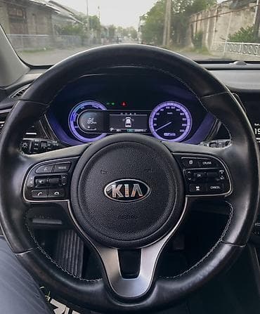 электромобил авто красовер: Kia Niro: 2020 г., 1.6 л, Автомат, Гибрид, Кроссовер — 7