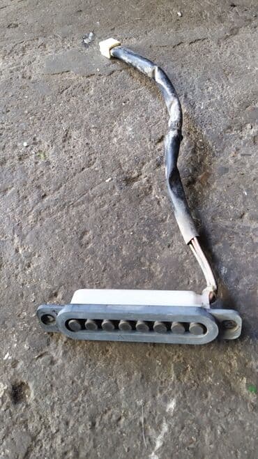 кабина сампо: Mazda MPV дверной доводчик, Мазда МПВ доводчик двери ЗАДНИЙ ПРАВЫЙ — 1