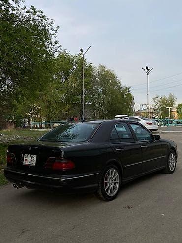Транспорт: Mercedes-Benz E-Class: 1999 г., 4.3 л, Автомат, Бензин, Седан — 2