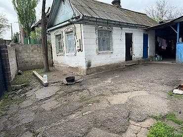 4 участок: Продаётся дом от собственника в центре Сокулука. Участок 12 соток — 9