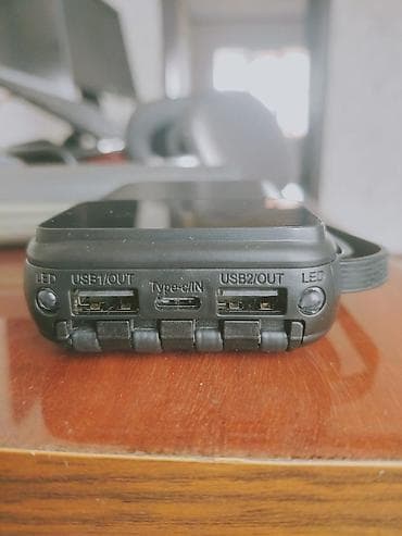 блютуз наушники ош: Портативный аккумулятор (power bank) с встроенными кабелями и дисплеем — 3