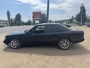 бар авто: Mercedes-Benz W124: 1989 г., 2 л, Кол менен иштөөчү, Бензин, Седан — 4