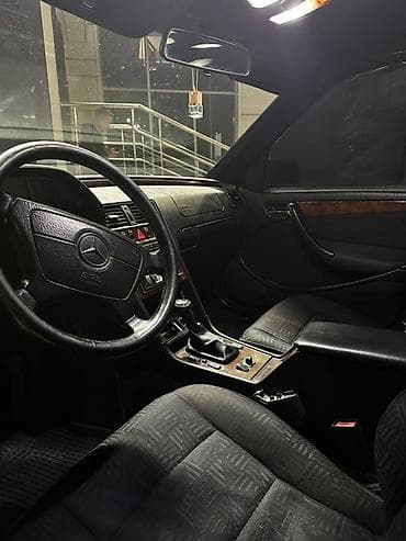Продажа авто: Mercedes-Benz C-Class: 1997 г., 2.4 л, Механика, Бензин, Седан — 9
