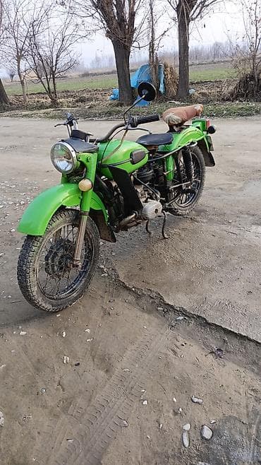 Мотоцикл советской классики с оппозитным двигателем и карданным at lalafo.kg Мотоцикл советской классики с оппозитным двигателем и карданным