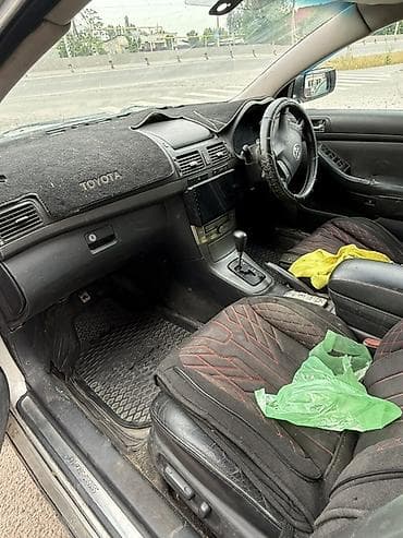 Транспорт: Toyota Avensis: 2003 г., 2 л, Типтроник, Бензин, Хетчбек — 6