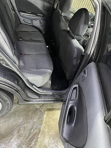 машины на механике: Nissan Almera: 2005 г., 1.5 л, Механика, Бензин, Седан — 10