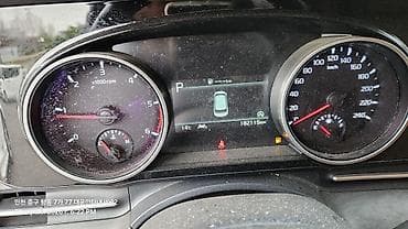 мечит: Kia Carnival: 2022 г., 2.2 л, Автомат, Дизель, Вэн/Минивэн — 5