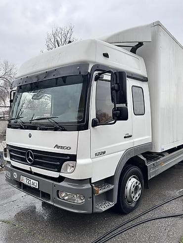 бак от фуры: Грузовик, Mercedes-Benz, Стандарт, 7 т, Б/у — 2