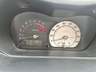 помпа ист: Toyota Ist: 2002 г., 1.5 л, Автомат, Бензин, Хэтчбэк — 8
