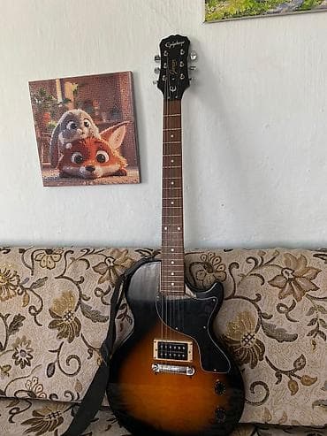 Электрогитара Epiphone Les Paul Junior Special II в отделке sunburst