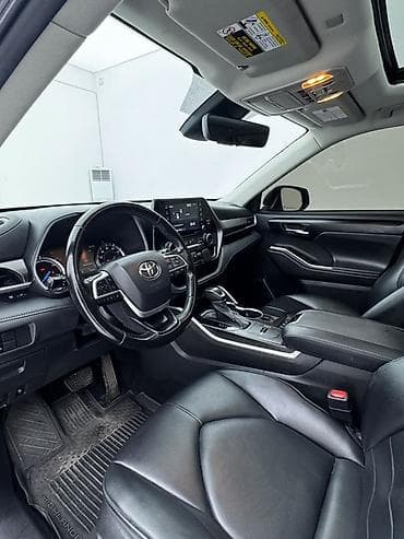 Toyota Highlander: 2022 г., 2.5 л, Автомат, Гибрид, Кроссовер — 9
