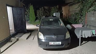 transporter multivan: Toyota Corolla Verso: 2001 г., 1.6 л, Механика, Бензин, Хэтчбэк — 2