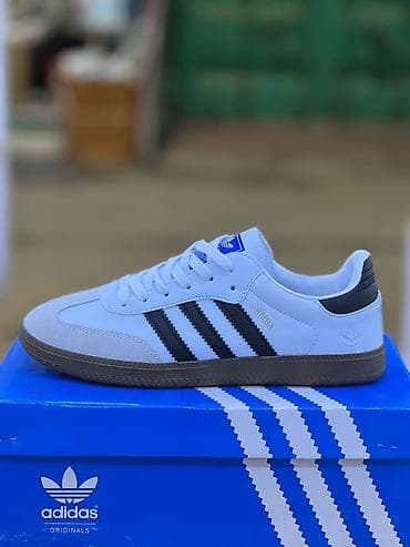 Мырзалардын бут кийими: Эркектердин кроссовкасы, 40.5, Adidas Originals, Жаңы, түсү - Ак, Акылуу жеткирүү — 1
