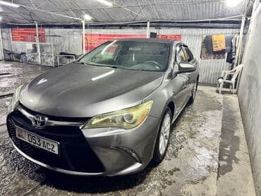 дополнительные приборы: Toyota Camry: 2016 г., Автомат, Бензиновая, Седан — 1