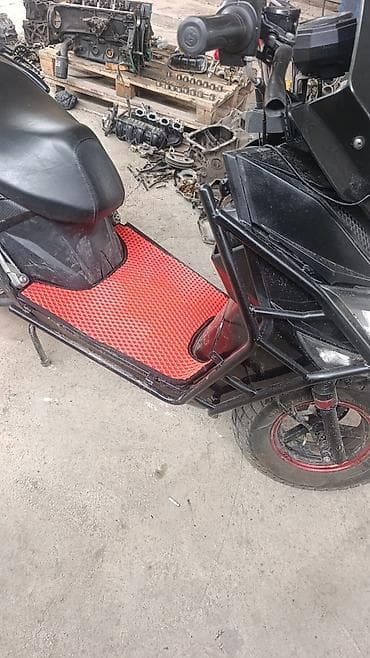 daihatsu boon: Скутер Manas (бензиновый) - Городской/туринговый скутер с агрессивным — 6