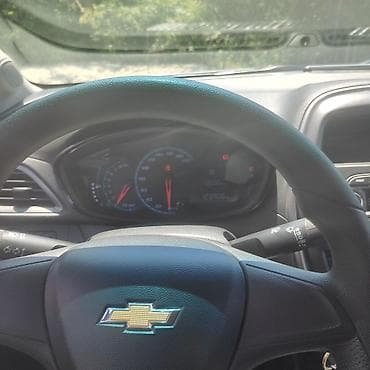 купить скричеры: Chevrolet Spark: 2018 г., 0.1 л, Автомат, Бензин, Хэтчбэк — 10