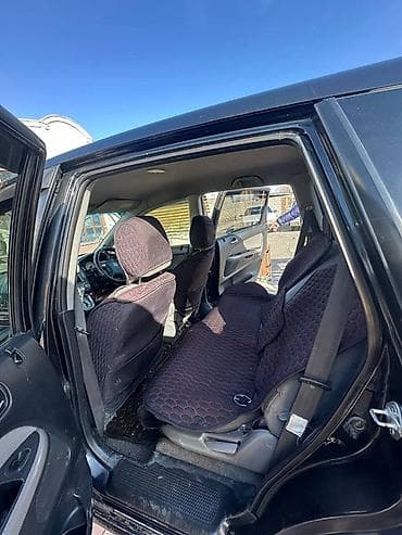 m5 e60: Honda Stream: 2005 г., 1.7 л, Автомат, Бензин, Минивэн — 9