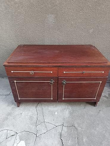 дерево мебель: Тумба для вещей и одежды, Б/у, Без зеркала, Дерево, цвет - Коричневый — 1