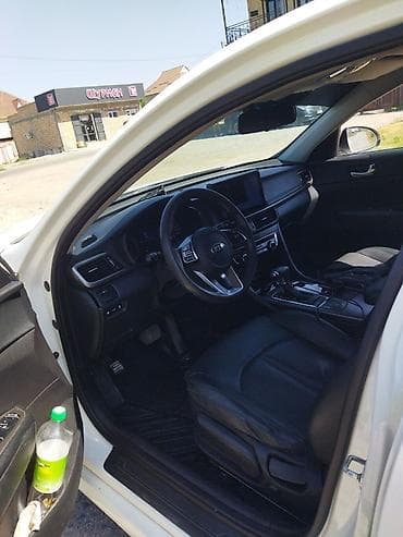 Продажа авто: Kia K5: 2020 г., 2 л, Автомат, Газ, Седан — 5