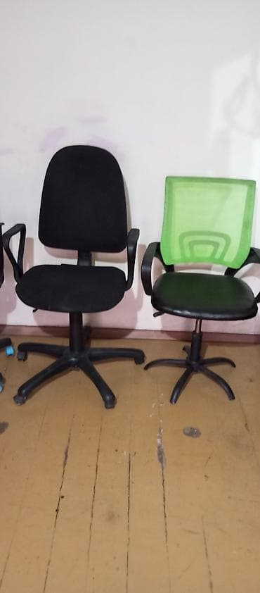 Столы: Офисное кресло, Б/у, С колесиками, Самовывоз — 3
