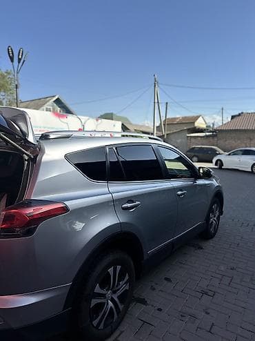 Toyota RAV4: 2017 г., 2.5 л, Вариатор, Гибрид, Кроссовер — 4