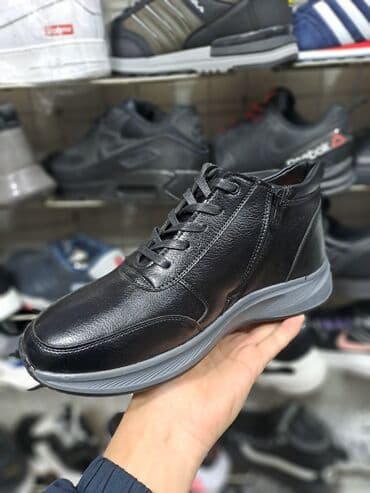 ecco 42: Тёплые обуви💨💨💨
зимние/Тёплые 
Размер 39.40.41.42.43.44 — 6