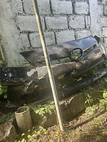 Бампер Toyota, Б/у