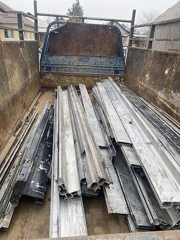 Алюминиевый профиль/лом алюминия Описание: - Разноформатные