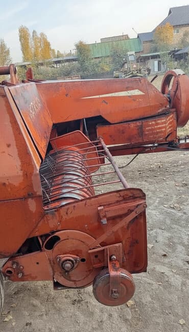 Пресс-подборщик 0228. 748. 902 «Киргизстан-25» (тюковый