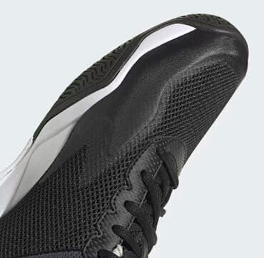 nike react: ADIDAS. ЛЕГКИЕ КРОССОВКИ ДЛЯ МОЛНИЕНОСНОГО ТЕННИСА. Легкий и дышащий — 7