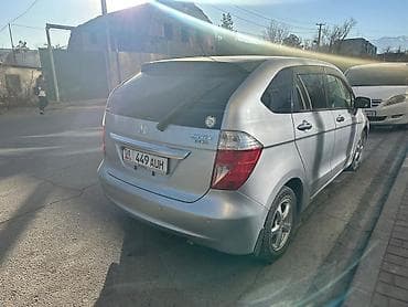 авто из армении в бишкек: Honda Edix: 2005 г., 2 л, Автомат, Бензин — 4