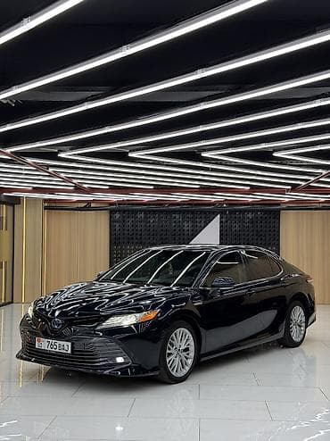 5112 r18: Toyota Camry: 2018 г., 2.5 л, Автомат, Гибрид, Седан — 5