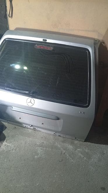 крыло прицеп: Колеса в сборе 245 / 40 / R 19, Литые — 3