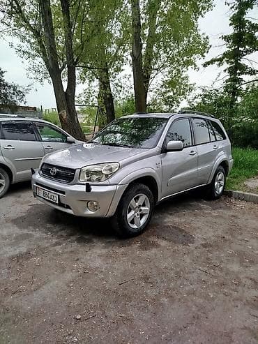Toyota RAV4: 2005 г., 2 л, Автомат, Бензин, Кроссовер — 3