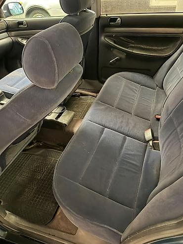 bmw 750 l: Audi A4: 1995 г. — 6